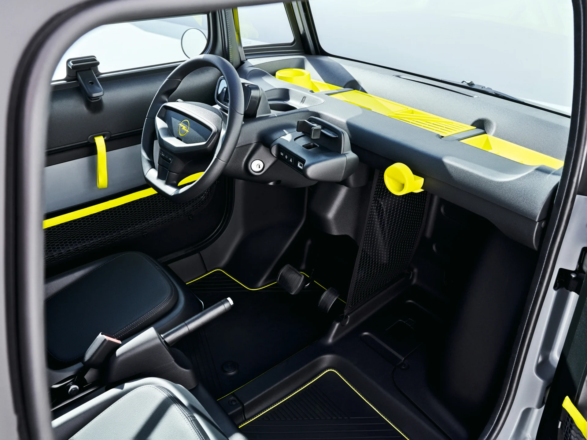 Opel Rocks e