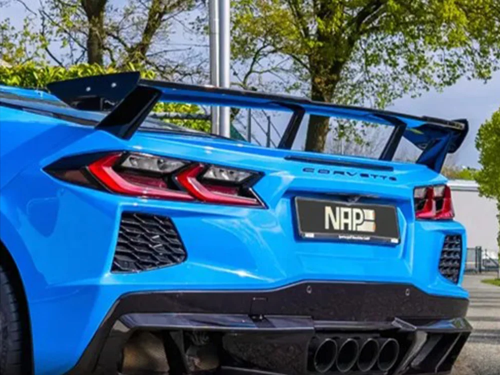 Autohaus wiens corvette c8 basalt heckfluegel