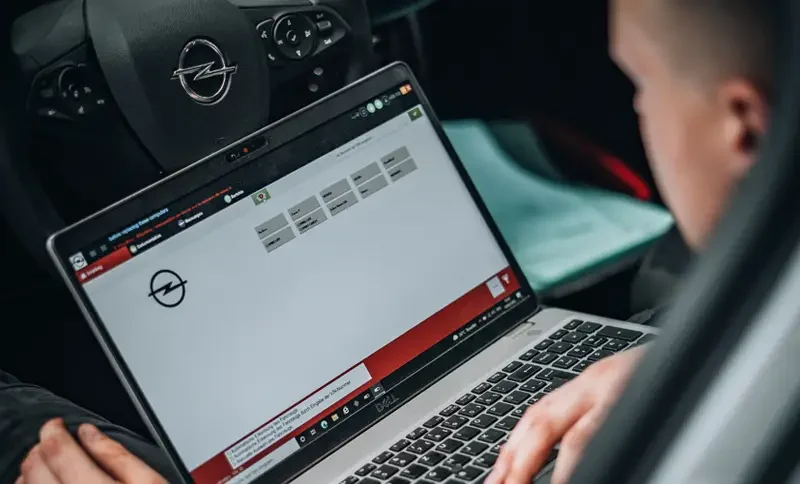 Kfz reparaturservice werkstatt autohaus wiens